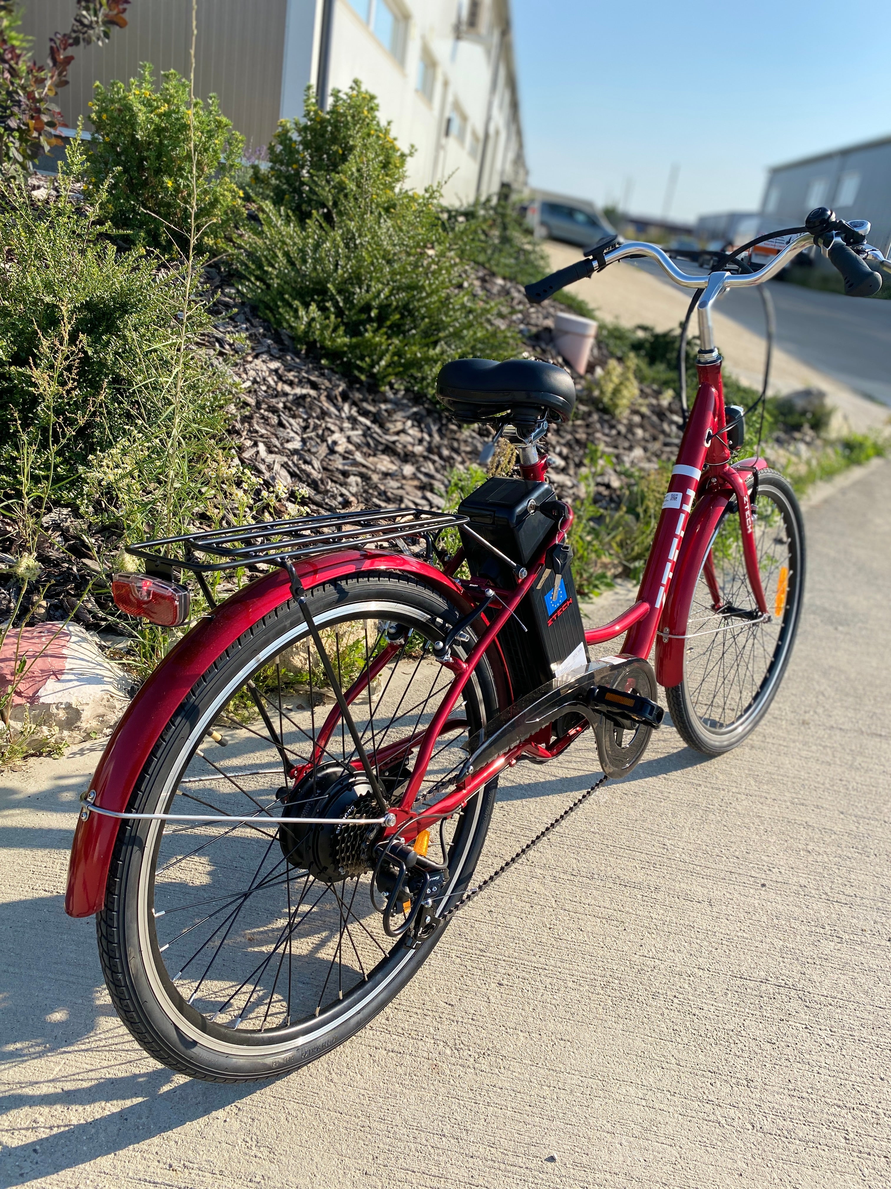 Bicicletă electrică ZTECH ZT-32 Barcelona Litiu 26" 250W 36V 9Ah