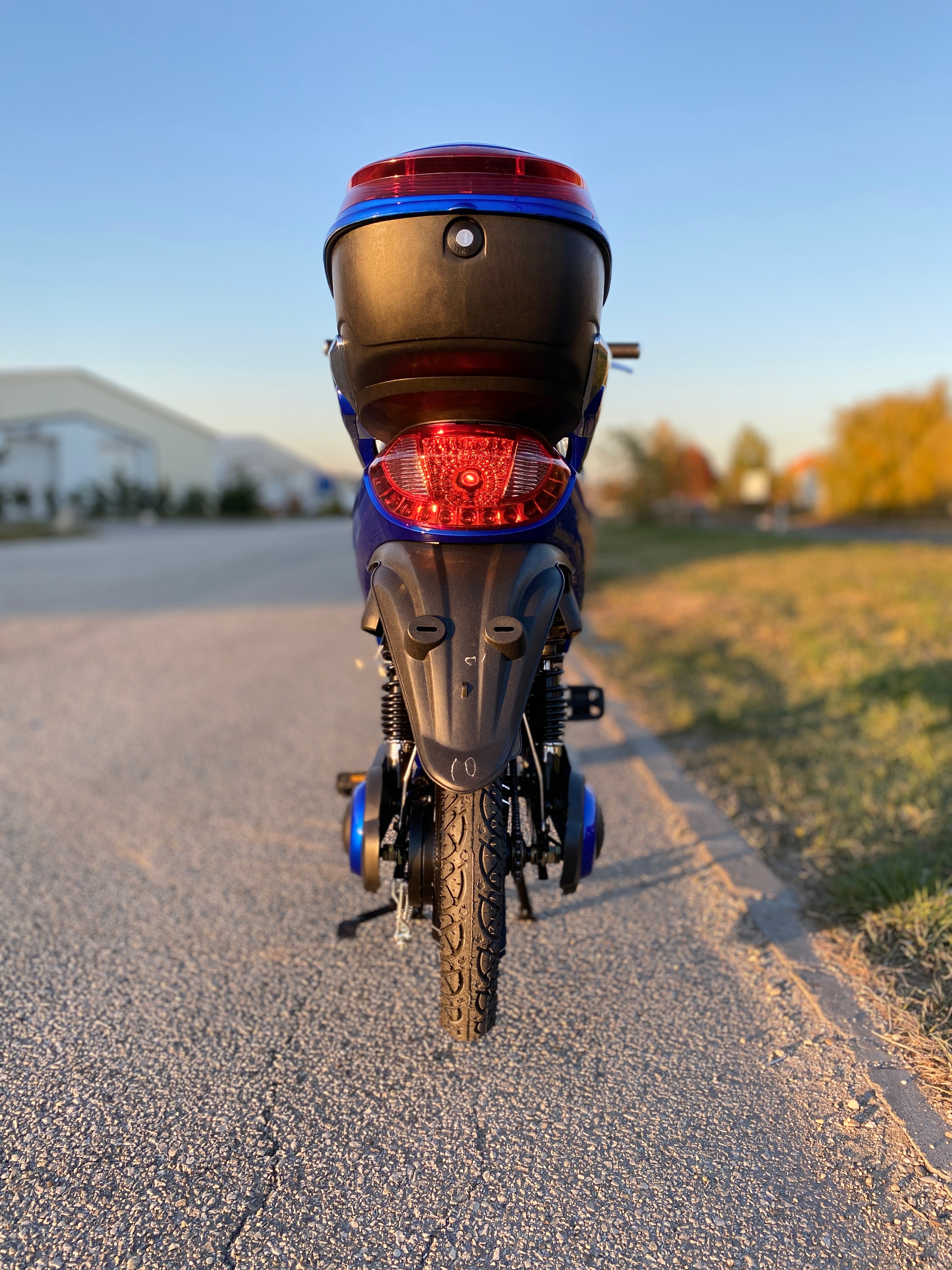 Bicicletă electrică ZTECH ZT-09-A Classic 48V 12Ah 300W 25km/h