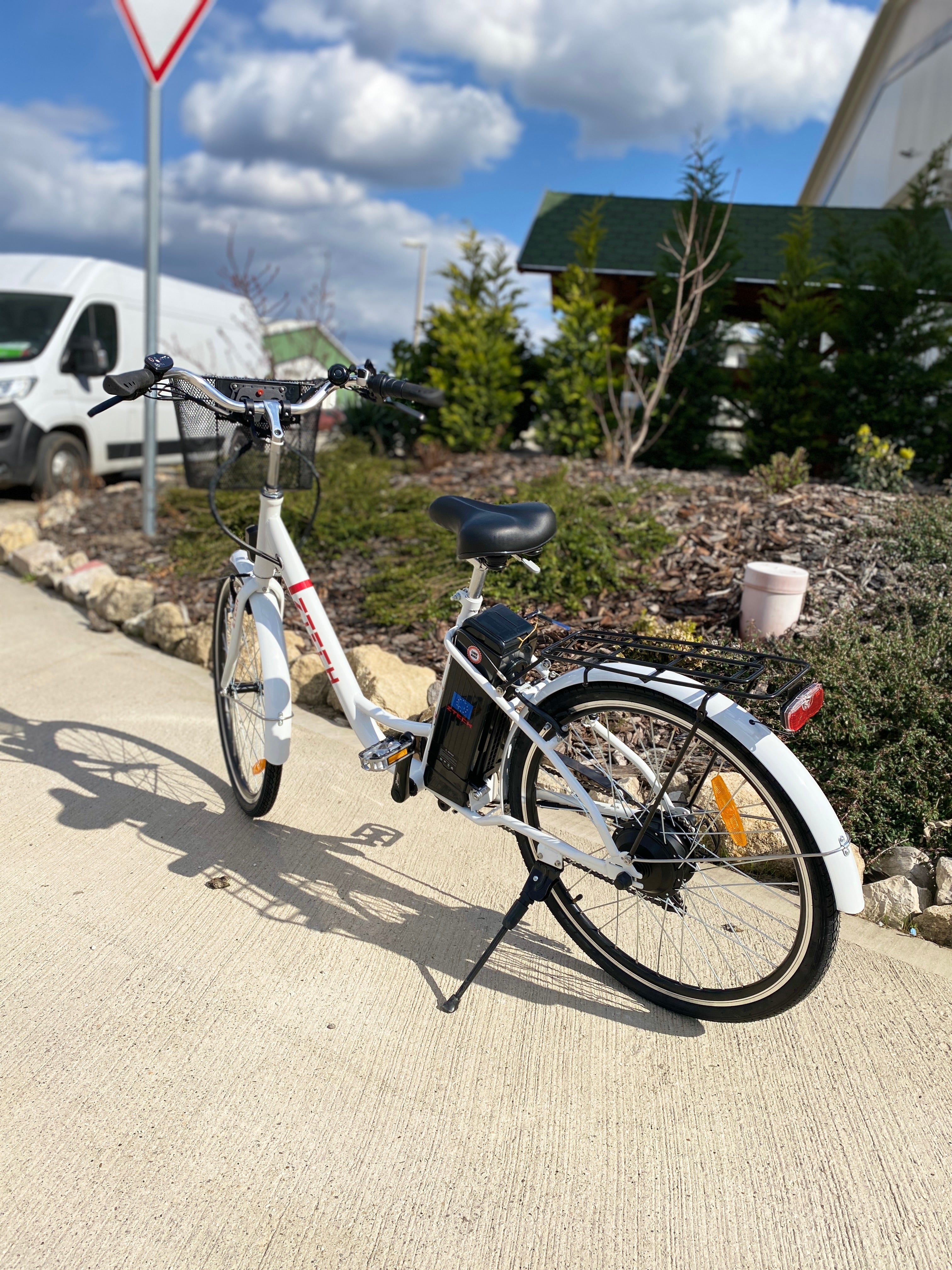 Bicicletă electrică ZTECH ZT-32 Barcelona Litiu 26" 250W 36V 9Ah